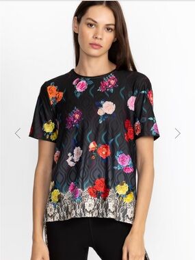 Johnny Was Rose Lace Cross Back Tee Size Small